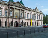 Unter den Linden - Zeughaus, Eingangsbereich  (Mitte)